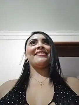 EstrellaSmmith - show pussy