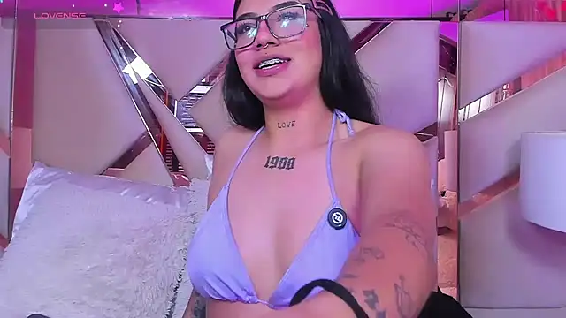 ScarlettFrox - Deep thoart with full Spit + ahegao 🍑❤️
