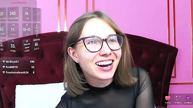 JessieJuss - take off shorts
