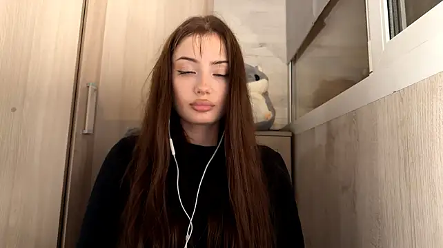 EveMattie - tease with hair