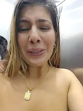 Scarlett_moore
