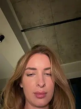 EvieEvans - Last tipper 33 min stranger porn in ikea