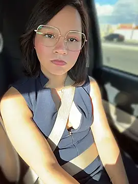 Sweety_Nate - Drive around in lingerie