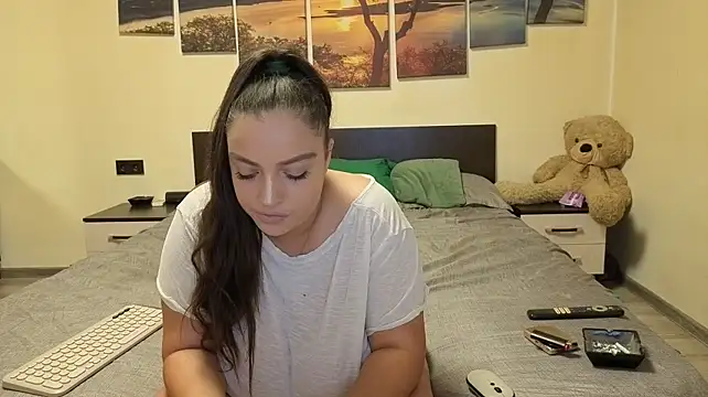 Adelline - make me to squirttt biggggggg