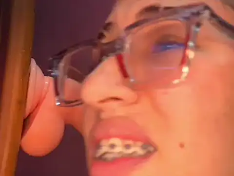 Sweet_sophy420 - fuck my throat