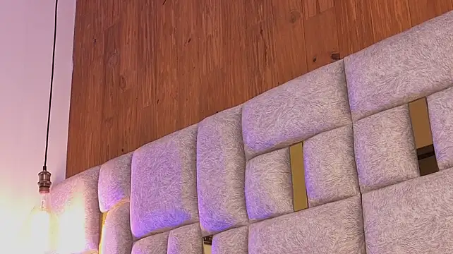 Saraa_joness_ - spank ass