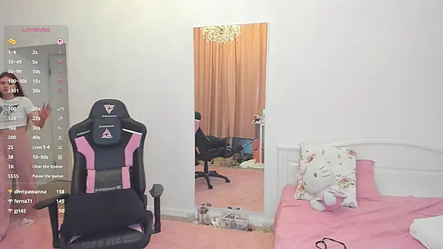Lil_cassie - dildo in pussy
