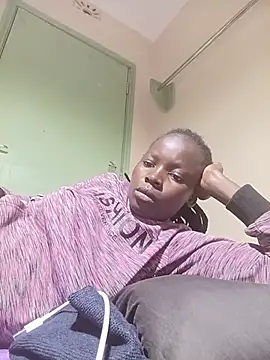 Ebony_emmah - Flash tits