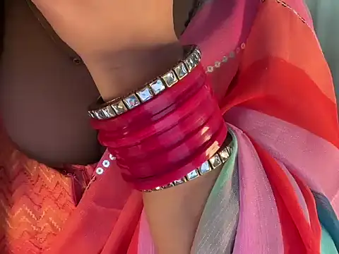 Dikshaindin - show boobs