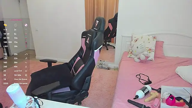 Lil_cassie - dildo in pussy