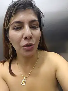 Scarlett_moore