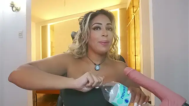 Charlottelover21 - opens Jeans