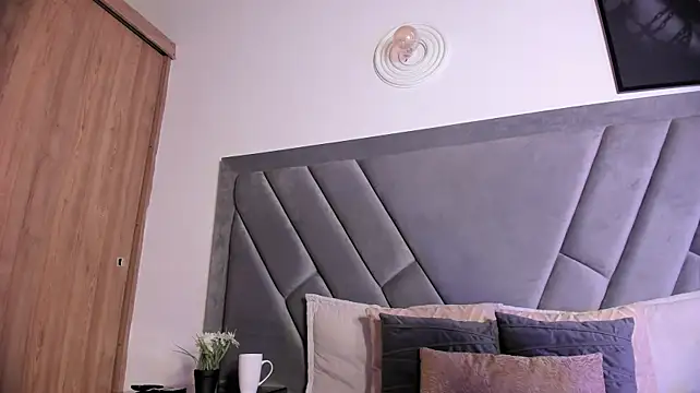 Brenda_nova18 - Get naked while dancing sexy