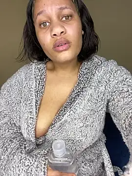 SexxyAsHellly - Twerk