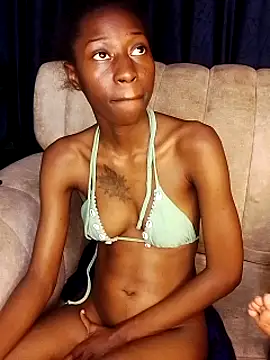 MyrahEbony - 🔥 Sensual Striptease For Daddy 💃🏽
