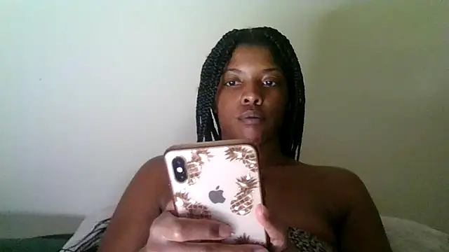 CaramelGoddessxoxo - Asked to see feet 25 tks