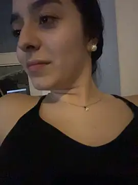 Belle_Lea - RUBBING MY PUSSY IN SECRET