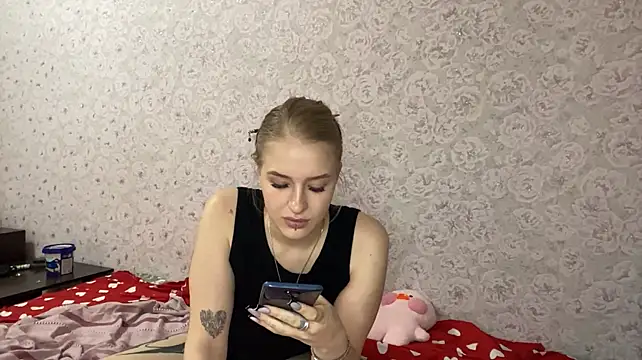 OnlyYourLina - Top off
