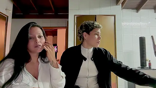 MarcellaGriffin - SUCK BOOBS GIRLS