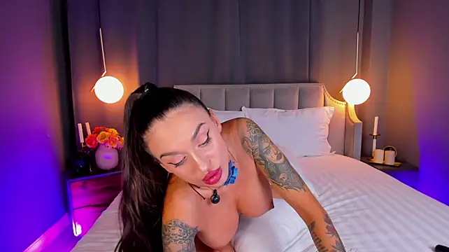 SonyaParker - MAKE ME TREMBLE