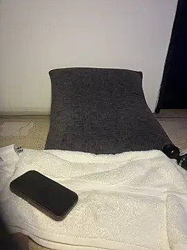 Luna_blanncoo - Domi play time