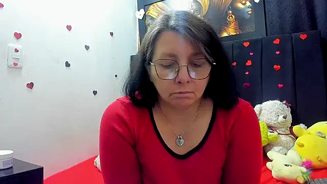 Evaaross_2345 - my toy in the clitoris