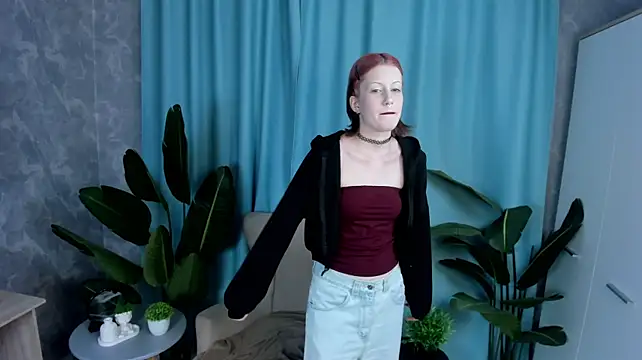 MarryMiler - Show armpits