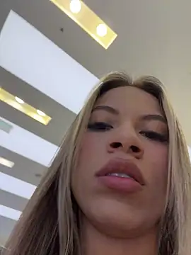 Mia_Rosee1 - Show squirt in bathroom mall💦💦💦💦