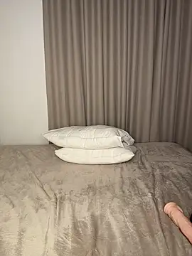 JuliaKhaleesii- - 10 CLAQUES SUR MON CUL 🍑🍑