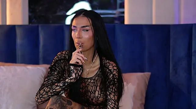 KimNatty - Kim , OIL THOSE PERF BOOBS