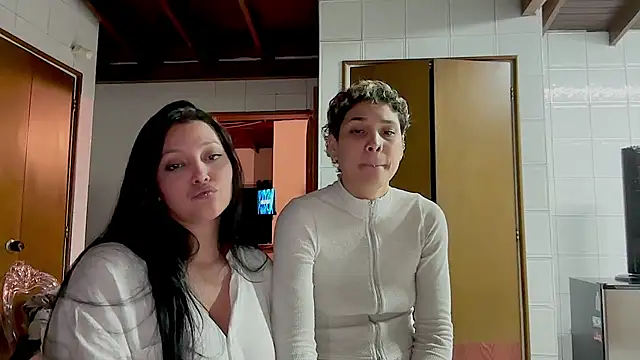 MarcellaGriffin - SUCK BOOBS GIRLS