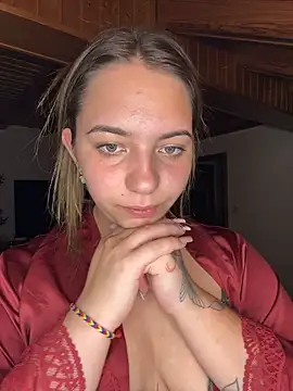 Naomi-Klein - Squeez My Boobs / Last Tip Control Link