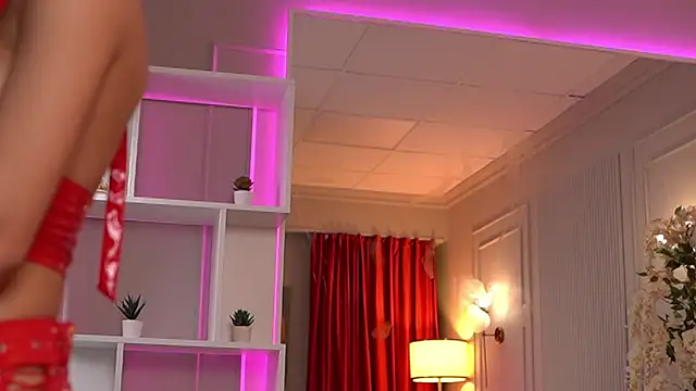 PalomaMarris - Get this pussy wet💦💦😈