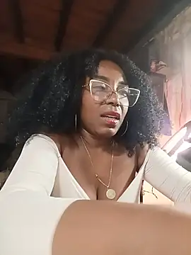 ChanneldelaCroix - SPREAD ASS🍑🍑