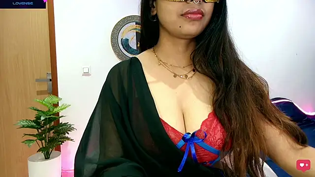 DesiZoya - boobs oil massage + spanks