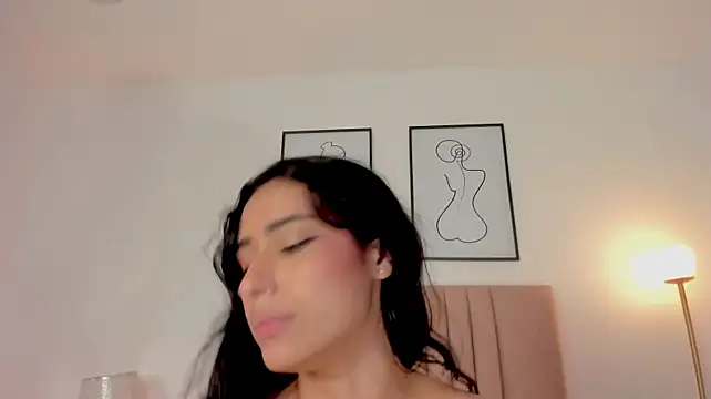 GahiaBelucci - fingers in my wet pussy