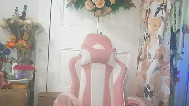Nastydianastrips - Come watch me squirt