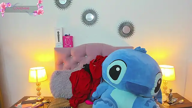Isabela_molina - show ass +finger up the ass