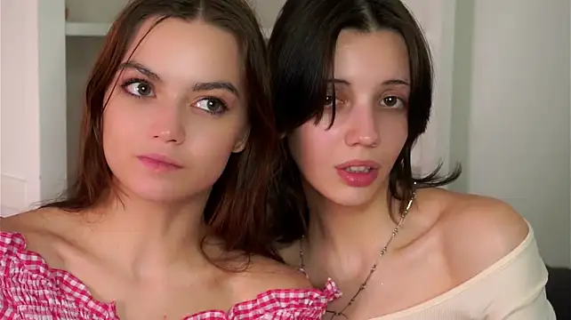 SelinaPack - Sexy eyes contact to camera