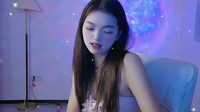 Lili-6677