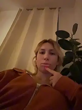 Suyneslii - Flash Ass