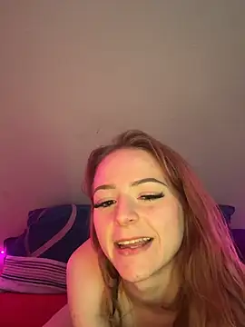 BonnyParker2 - 🍑 Doggy pose in panties