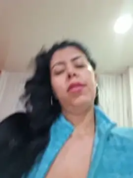 Luianna - Naughty woman touches my breasts in publ