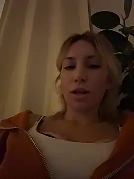 Suyneslii - Flash Ass