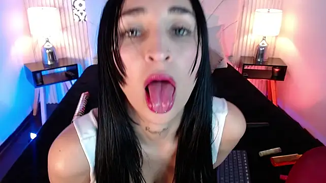 Chloe__Brm