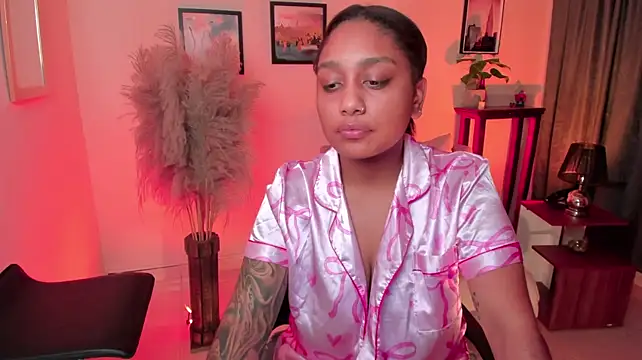 MilaBrownn - Spank ass x5 🍑