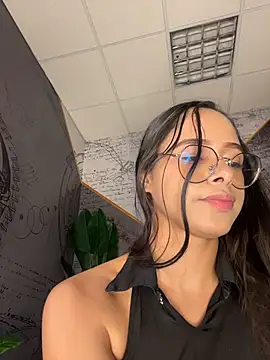 HappyKittyXXX - MAKE PUT MY DILDO INSIDE MY PUSSY! 🫣😈
