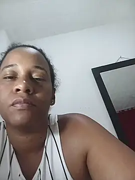 EbonyHorrny - You undress me with your strong hands