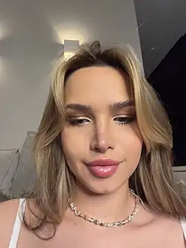 Stefannichka - HOT SEXY VIDEO WITH DILDO FOR LAST TIP