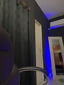 Alhaana_ - OPEN SEXY ASS!!